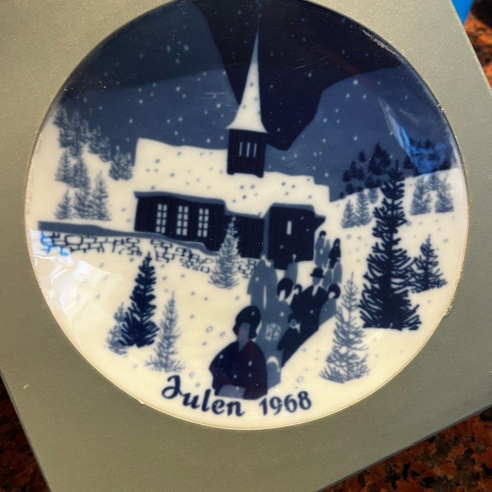 Julen Norway plates collect 12!